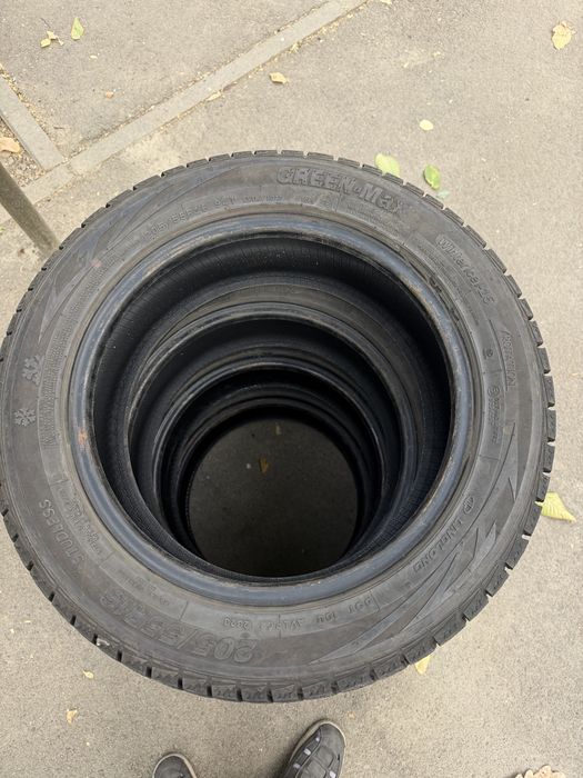 Зимние шины 205/55 16