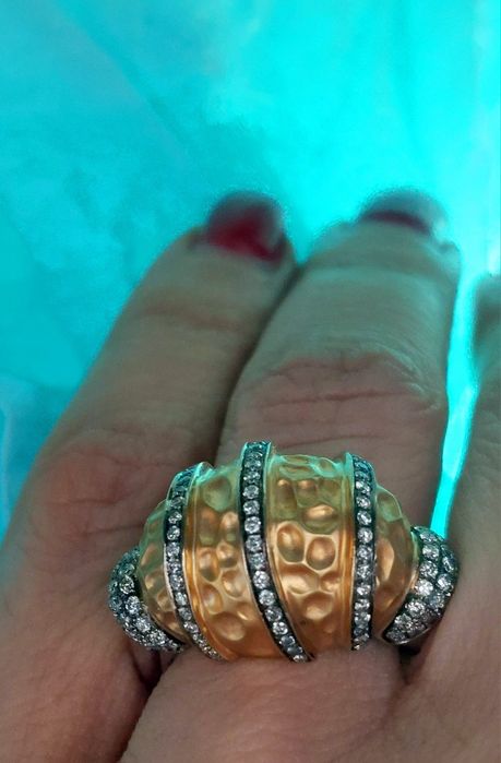 Оригинальное золотое кольцо