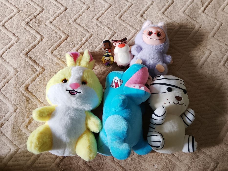 Продам  игрушки, фигурки