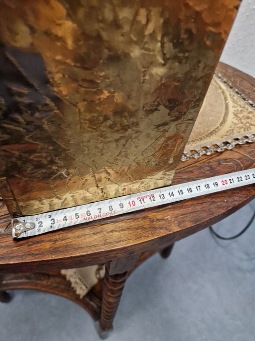 Английска поставка за вестници с месингов обков