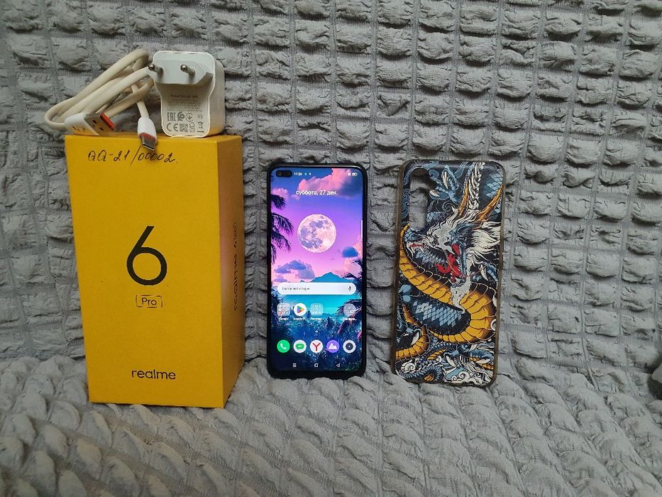 Srochna Sotiladi Realme 6 Pro 8/128GB Original Holati Zo'r Karobka Bor