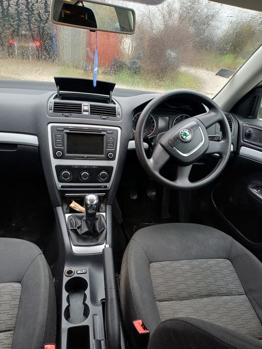 Шкода Октавия 1.6 дизел 105 к.с. на части