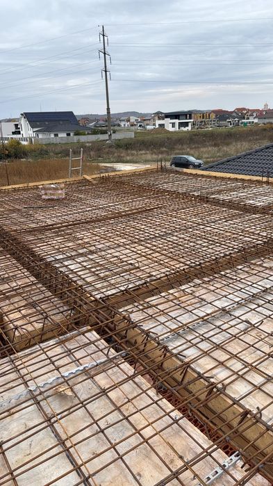 Execut lucrari de construcții si finisaje interioare si exterioare