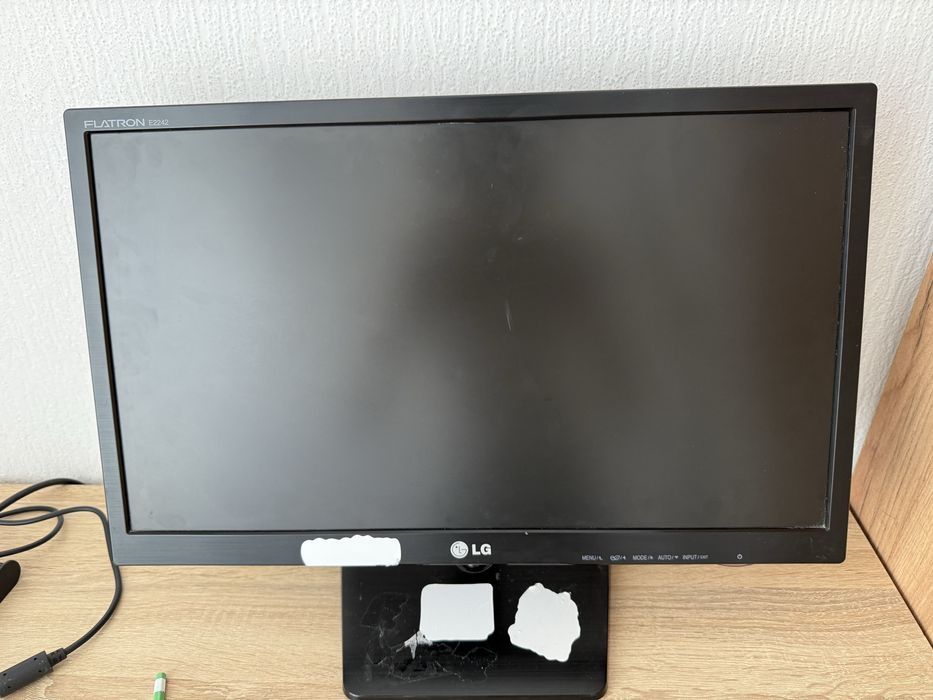Монитор LG VGA кабель