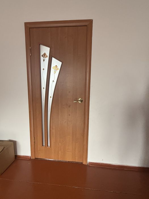 Межкомнатные двери 5 шт (в хорошем состоянии)