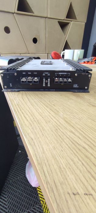 Amplificatoare Auto Twister 1000w + Magnat 1400w