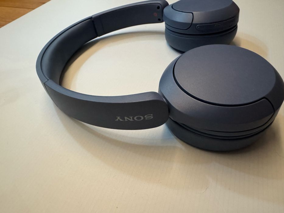 Sony WH-CH520 безжични Bluetooth слушалки