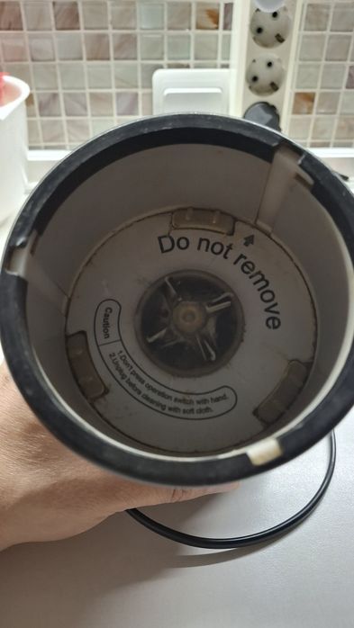 Блендер в хорошем состоянии