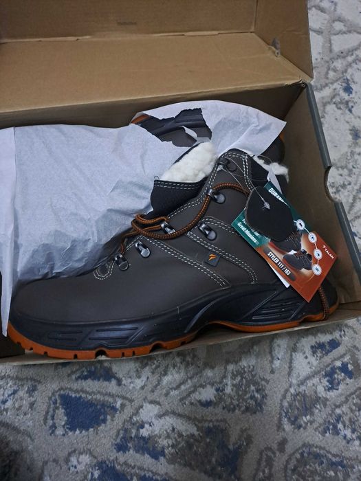 Ботинки рабочие летние,зимнее