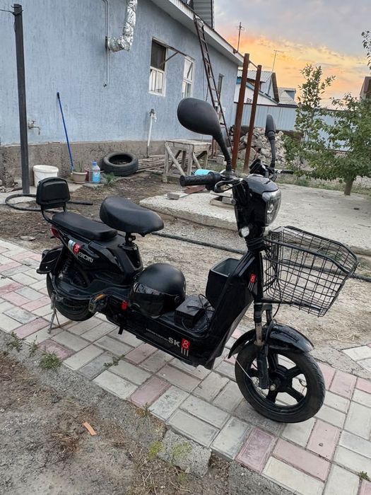 Скутер б/у
