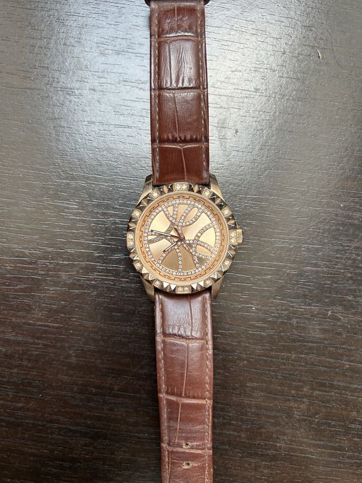 Дамски часовници 70-150 лв