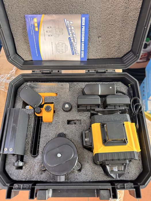 Nivela Laser 4D cu 16 linii, 2x acumulatori, 360 g, Platforma Ridicare