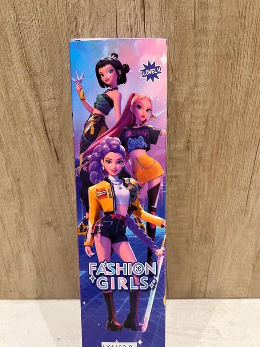 Голяма кукла K Pop 30см/Demon Hunters фигурки/Ловци на Демони Кей По