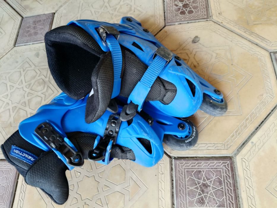 Ролики синие срочно