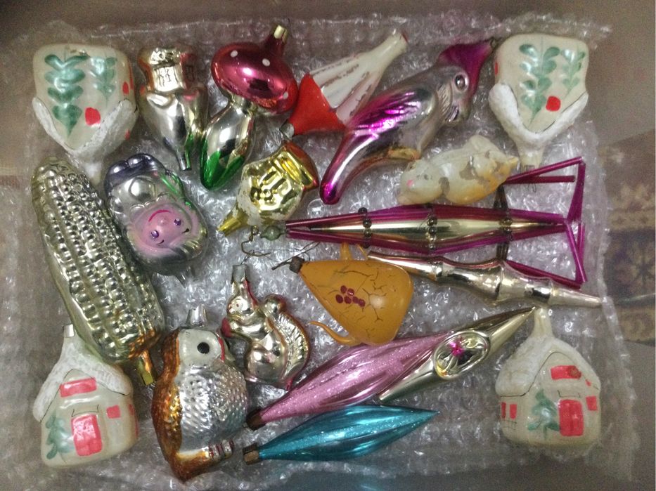 Продам новогодние украшения