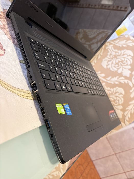Laptop Lenovo IdeaPad