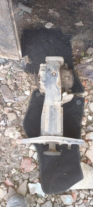 Продам МКПП ауди