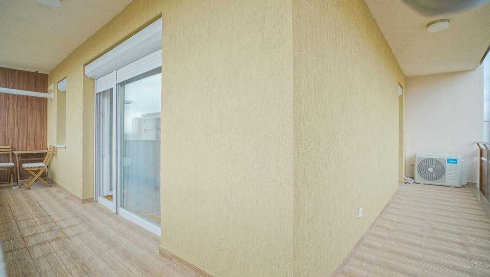 Apartament 2 camere, Urban Coresi , Premium ,Terasa MARE