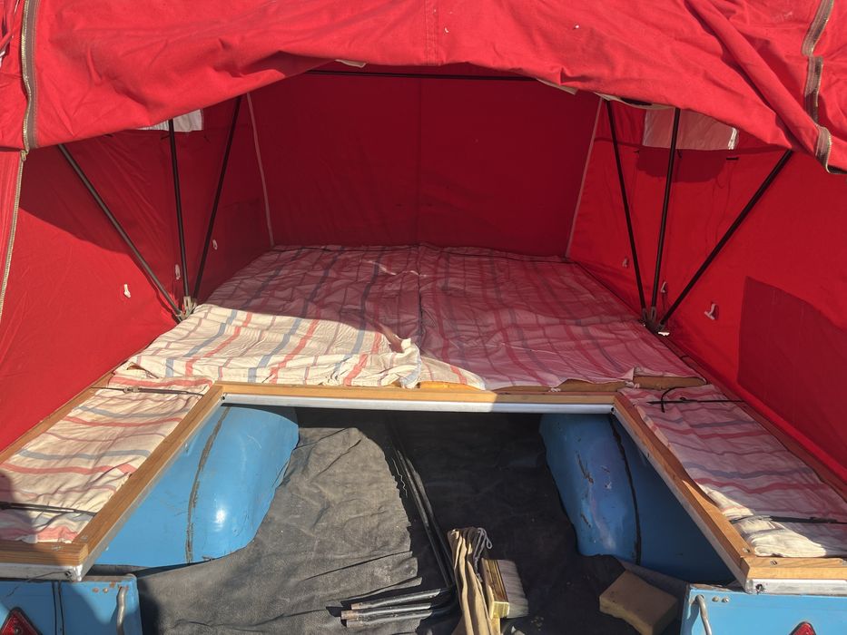 Продам прицеп-палатка КМЗ 8119