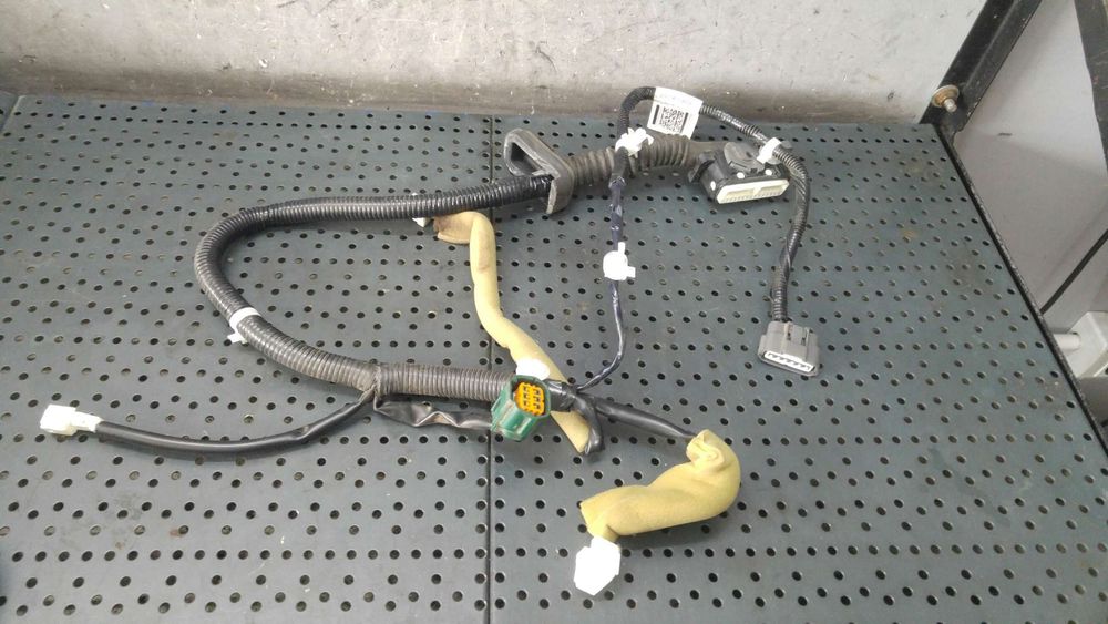 Cablaj instalatie electrica usa dreapta fata nissan juke f15 241241ka0a