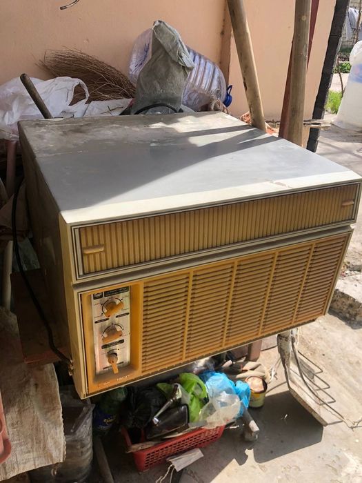 BK konditsioner sotiladi 1800