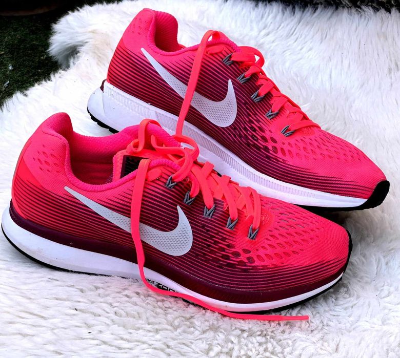 Nike оригинални дамски сникърси 38.5 номер