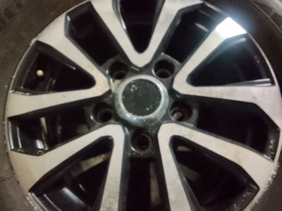 Продаю диски на 18