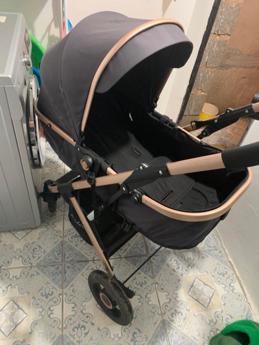 Продам коляску состояние хорошее