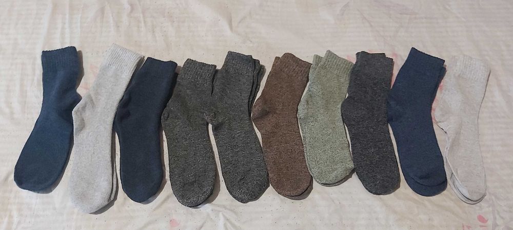 Продавам 10чифта зимни дебели чорапи