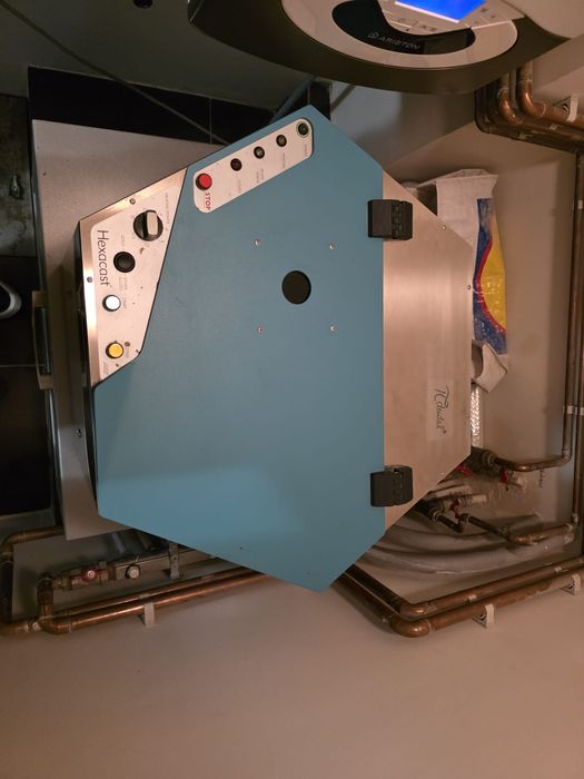 Vând hexacast pi dental