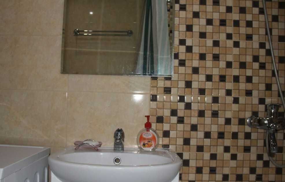 Дава се под наем Едностаен апартамент в Пловдив, Каменица 1 - 26 кв.м за 122.4 € - Снимка #2