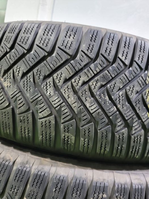 4 бр зимни 225/65/17 Laufen зимни гуми