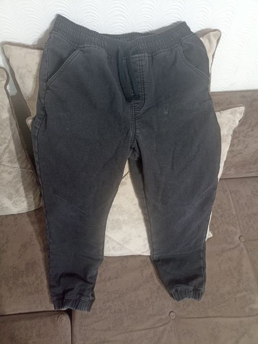 Продам брюки для мальчика