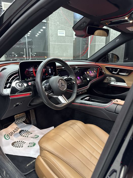 Mercedes-Benz W214 E300 full option made in Germany