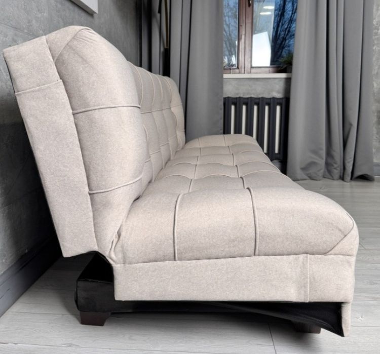 Срочно продам диван