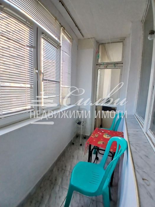 Дава се под наем Двустаен апартамент в Шумен, Тракия - 64 кв.м за 255 € - Снимка #9