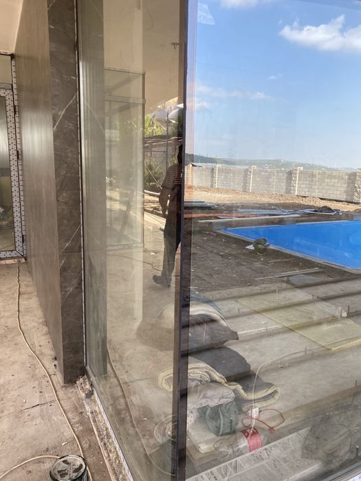 Окна двери витражи