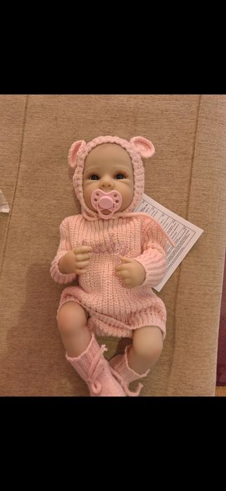 Продавам ново риборн бебе