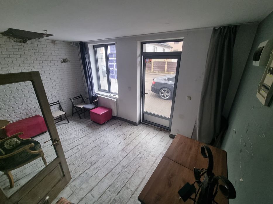 Spatiu comercial de închiriat – TATARASI, PIATA CHIRILA