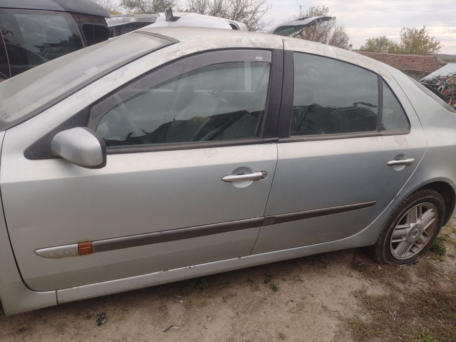 Renault laguna 2.2 дизел на части