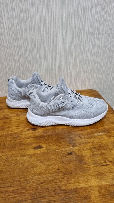 Кроссовки летние