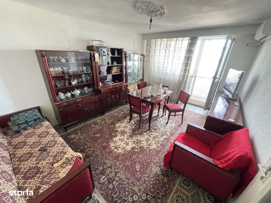 Apartament 3 camere zona Cet cu Centrala — fotografia 1