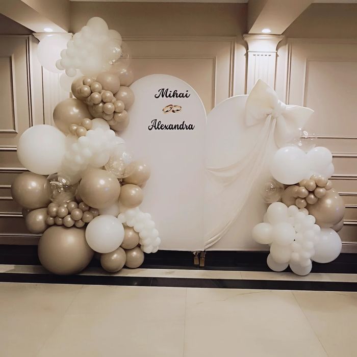 Decor baloane evenimente speciale, majorate, nunți botezuri aniversari