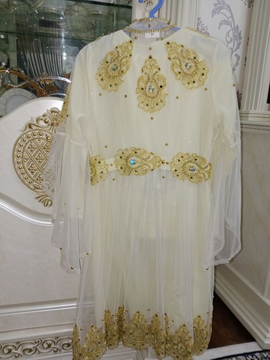 Kelin sarposi kiyimi