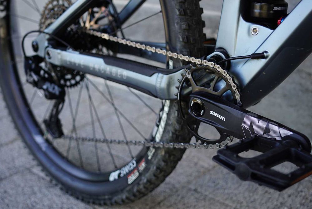 2022 YT Izzo Core 2 *FOX/SRAM/DT SWISS*