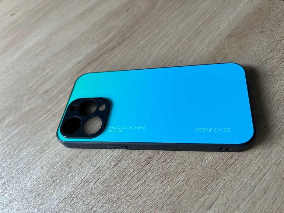 Husa model Gradient cu spatele din sticla iPhone 13 Pro,