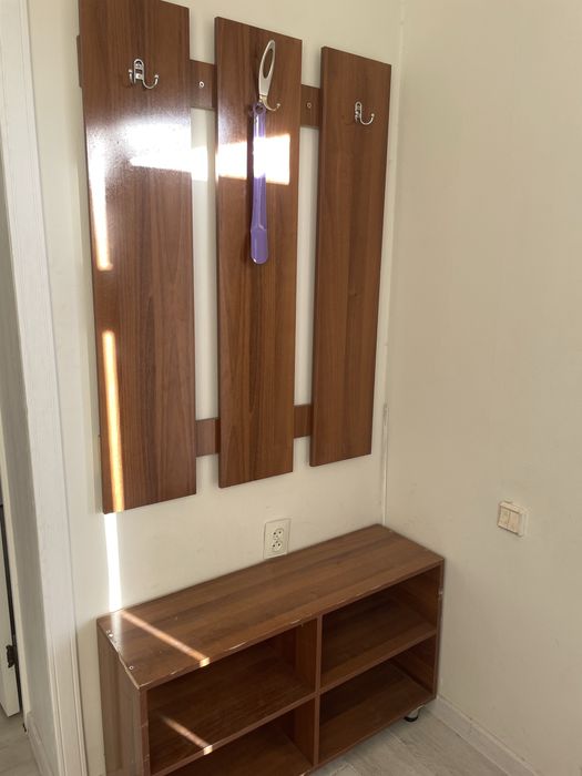 Продам  прихожку