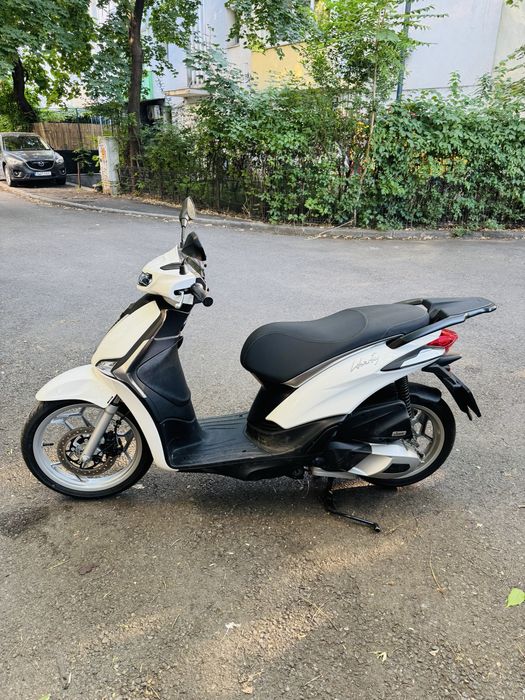 Vand 3 bucati Piaggio Liberty 125 2026 NOI