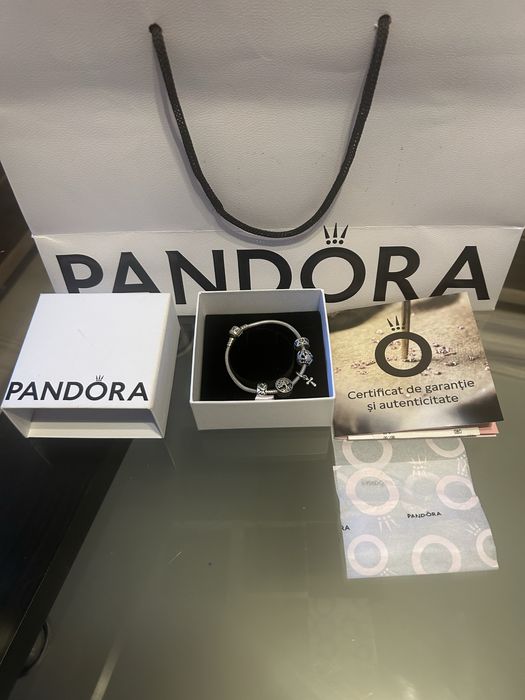 Vand bratara noua Pandora originala cu 5 chatmuri