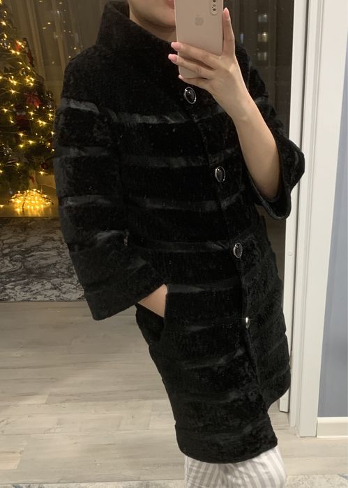 Продам шубу каракуль